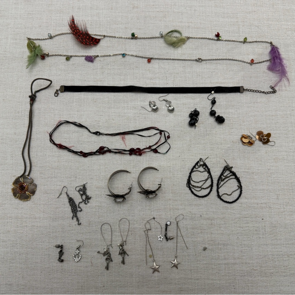 Assorted Women's Earring Set in Black and Silver - Mixed Styles